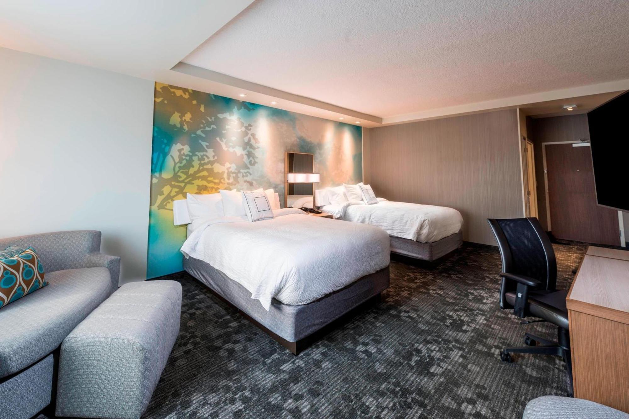 Courtyard By Marriott Tampa Northwest/Veterans Expressway Hotel West Chase Екстериор снимка